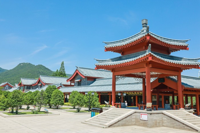 Cùng cẩm nang du lịch Hà Nam Trung Quốc khám phá Thiếu Lâm Tự 