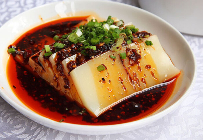 Cùng cẩm nang du lịch Trùng Khánh Trung Quốc thưởng thức Thạch đậu sốt ớt