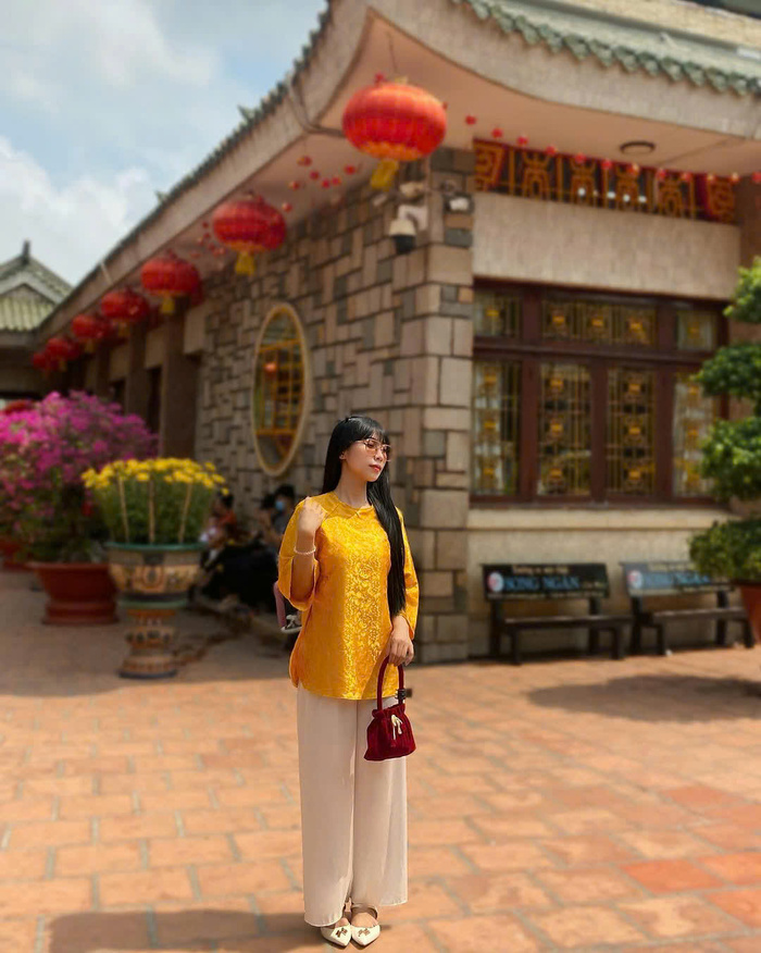 Tham quan các ngôi chùa thiêng ở Châu Đốc An Giang