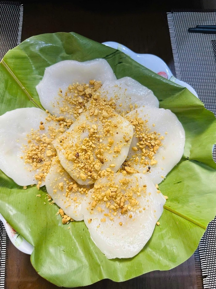 Đặc sản Bắc Kạn có món bánh ngô Na Rì