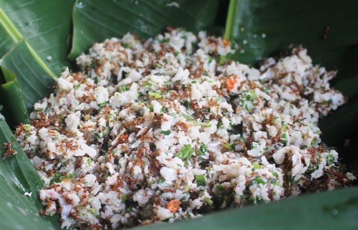 Cá gỏi kiến vàng là nét chấm phá của ẩm thực Tây Nguyên.