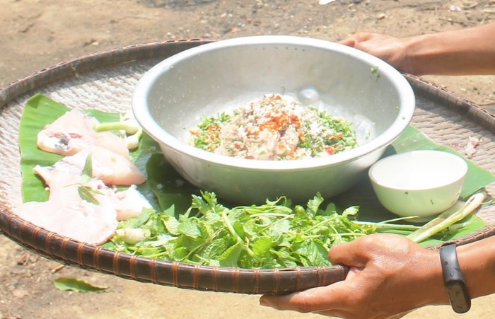 Làng Le thuộc xã Mô Rai là nơi thưởng thức đặc sản cá gỏi kiến vàng chuẩn vị nhất.