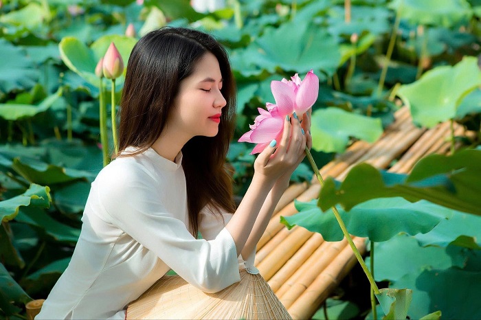 Còn nhiều đầm sen đẹp khác không kém Đầm sen Âu Cơ Bắc Ninh đang chờ bạn đấy