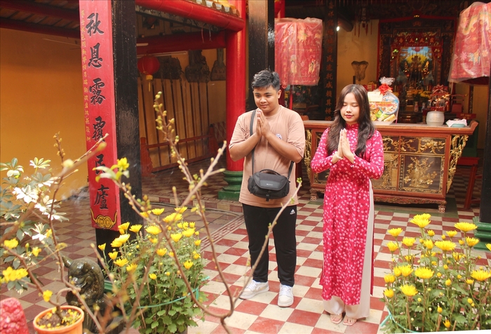 Khám phá địa điểm du lịch Long Xuyên - Chùa Ông Bắc