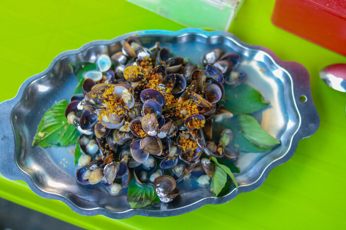 Ghé thăm các địa điểm du lịch Tân Châu An Giang - Thưởng thức đặc sản bún cá