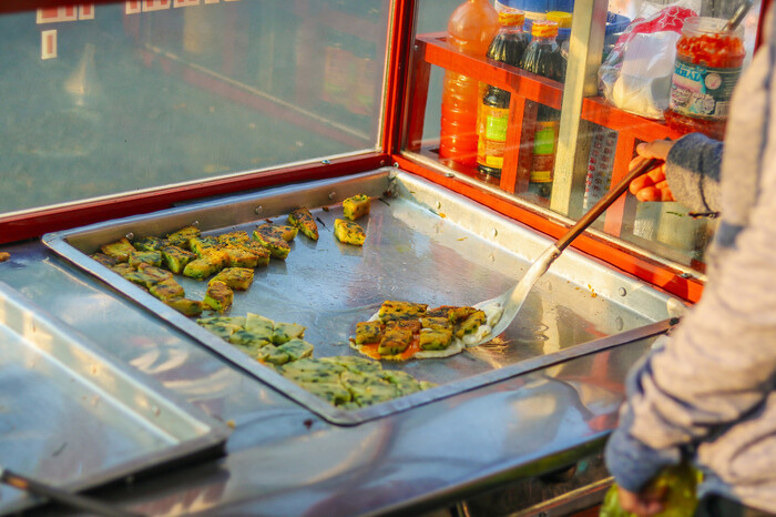 Ghé thăm các địa điểm du lịch Tân Châu An Giang - Thưởng thức đặc sản bún cá