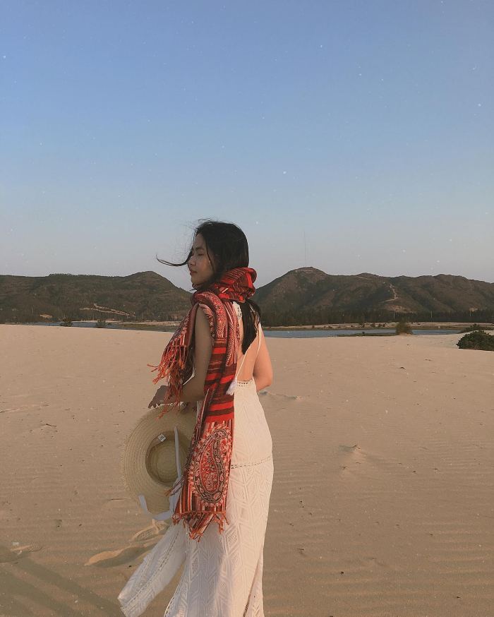 vẻ đẹp đồi cát Phương Mai 