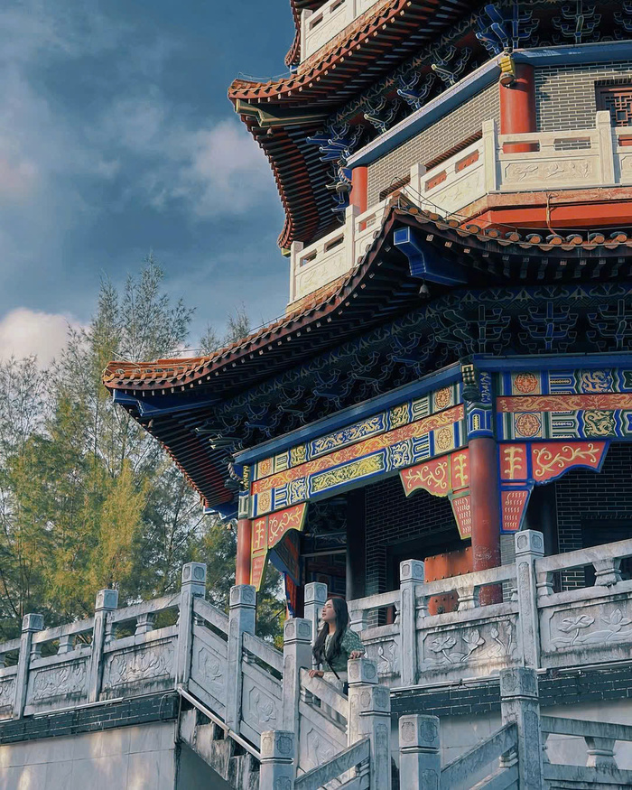 Du lịch Đông Hưng Trung Quốc - Tham quan Công viên hữu nghị Trung – Việt