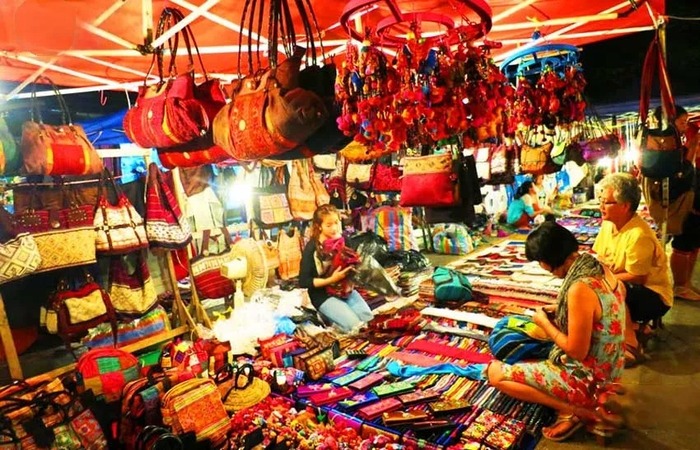 Du lịch Tây Ninh về đêm đi đâu - Chợ đêm Tây Ninh