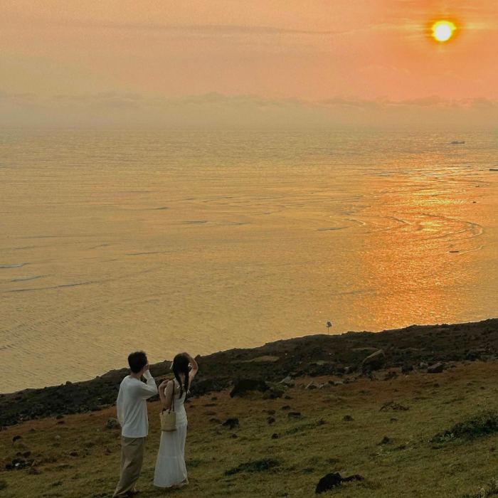 Hoàng hôn Hang Câu Lý Sơn Quảng Ngãi 