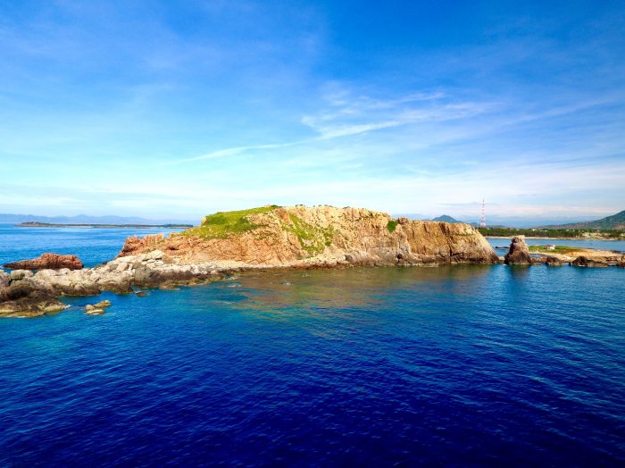 Hòn Chong Mỹ Tân Hòn Chong Mỹ Tân