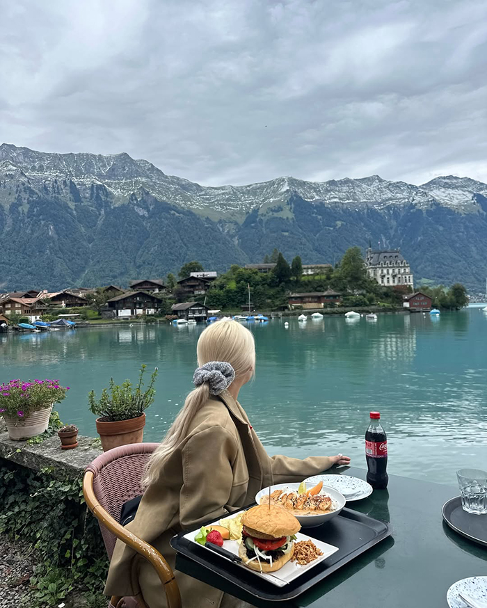 Làng Iseltwald châu Âu vào mùa đông