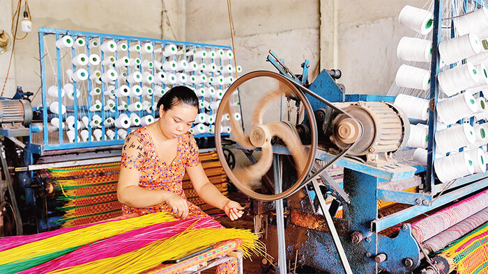 Khám phá các làng nghề dệt chiếu ở Việt Nam - Làng nghề dệt chiếu Cà Hom – Bến Bạ