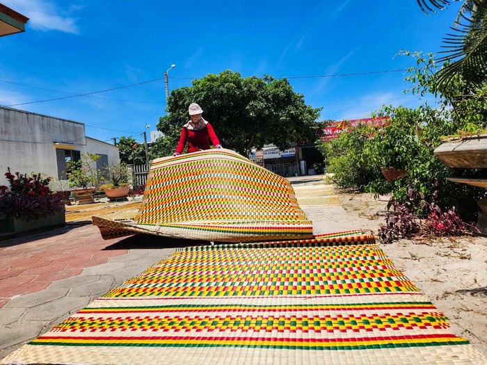 Khám phá các làng nghề dệt chiếu ở Việt Nam - Làng nghề dệt chiếu Chương Hòa