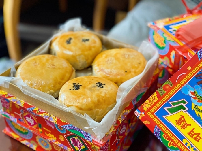 Ghé thăm các làng nghề truyền thống ở Cần Thơ - Làng nghề làm bánh pía Vũng Thơm