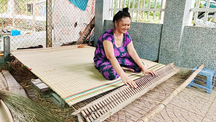 Ghé thăm các làng nghề truyền thống ở Cần Thơ - Làng dệt chiếu Cái Chanh