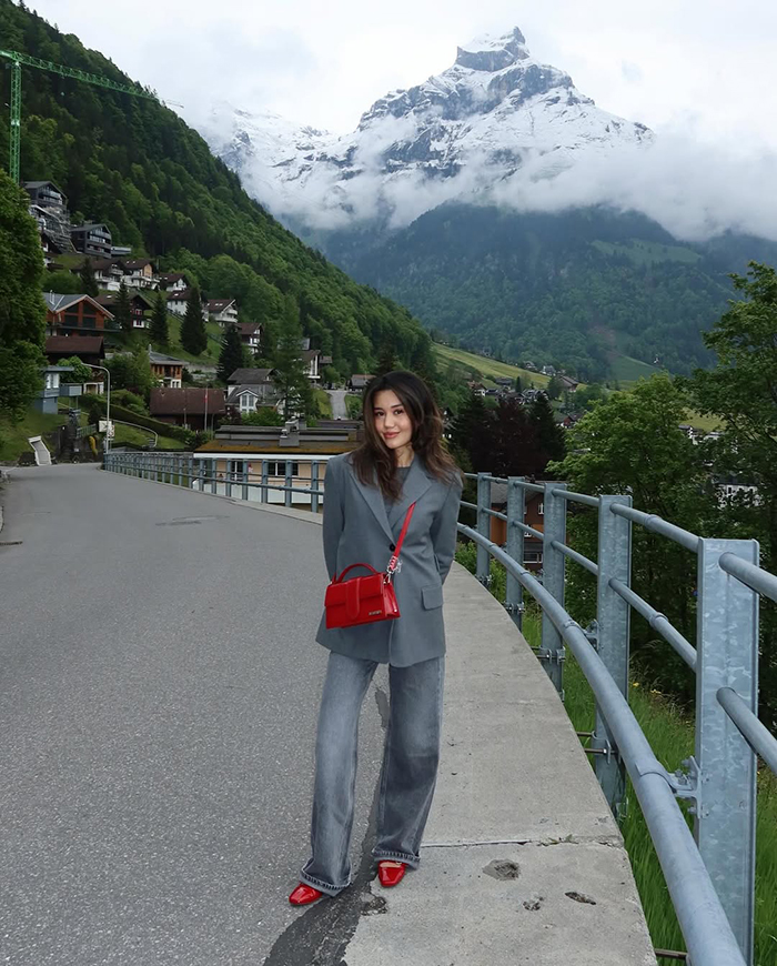 Hồ Trübsee tại làng thiên thần Engerlbarg châu Âu