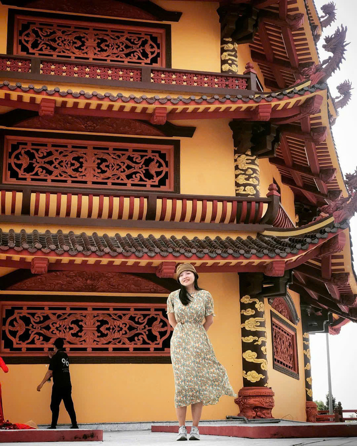 Tham quan các ngôi chùa đẹp ở Vĩnh Long - Chùa Phật Ngọc Xá Lợi