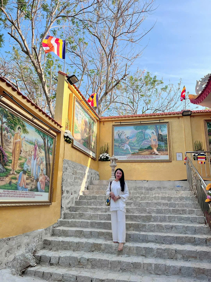 Ghé thăm ngôi chùa nổi tiếng ở Vũng Tàu - Chùa Tây Tạng