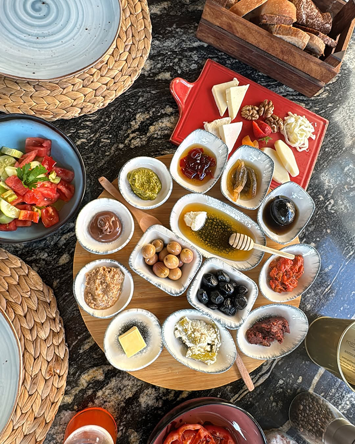 Những địa điểm ấn tượng tại ngôi làng Alacati Thổ Nhĩ Kỳ