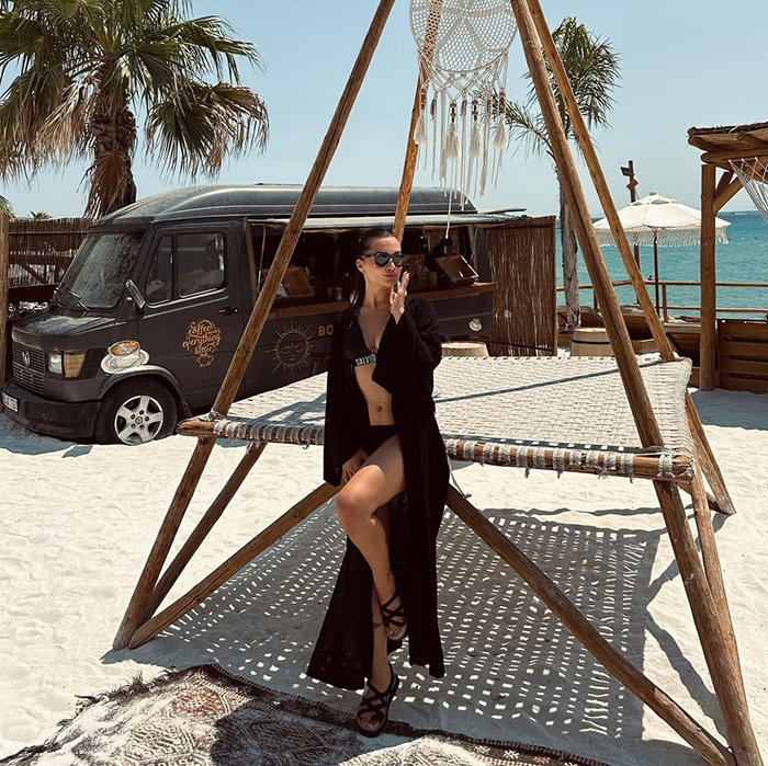 Mùa hè (tháng 6 - tháng 8) tại ngôi làng Alacati Thổ Nhĩ Kỳ