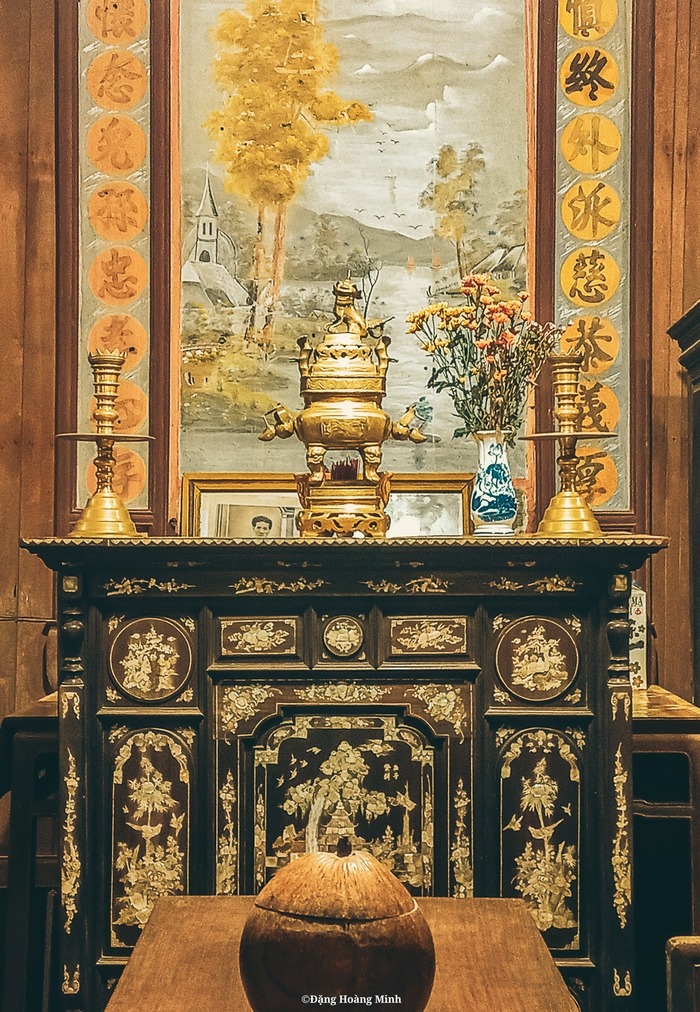 Các cổ vật nằm trong nhà cổ ông Võ Cái Bè Tiền Giang Đồng Tháp