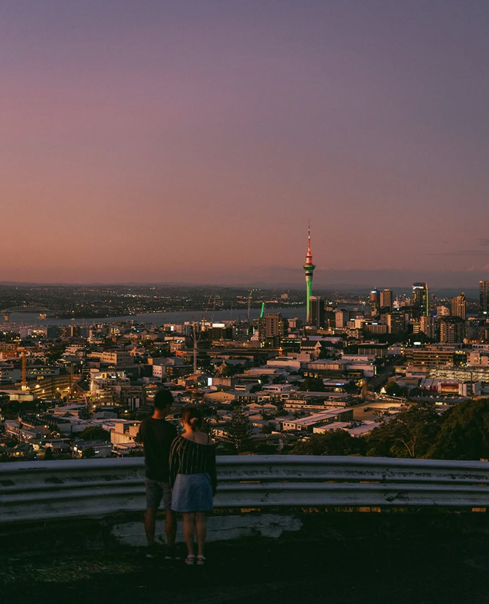 Núi lửa Eden New Zealand vào Mùa xuân (tháng 9 - tháng 11)