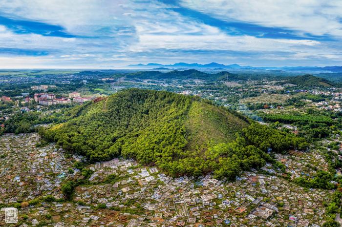 Phong thuỷ núi Ngự Bình Huế Phong thuỷ núi Ngự Bình Huế