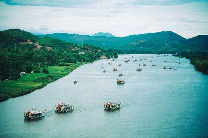 Vẻ đẹp núi Ngự Bình Huế Vẻ đẹp núi Ngự Bình Huế