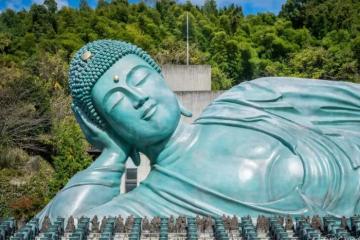 Tham quan chùa Nanzoin Nhật Bản - Ngôi chùa linh thiêng ở Fukuoka