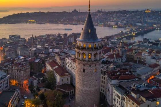 Tham quan tháp Galata Thổ Nhĩ Kỳ - Biểu tượng lịch sử của Istanbul