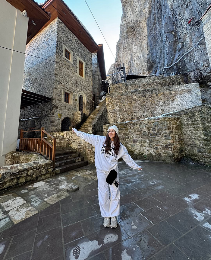 Khám phá kiến trúc tu viện sumela thổ nhĩ kỳ