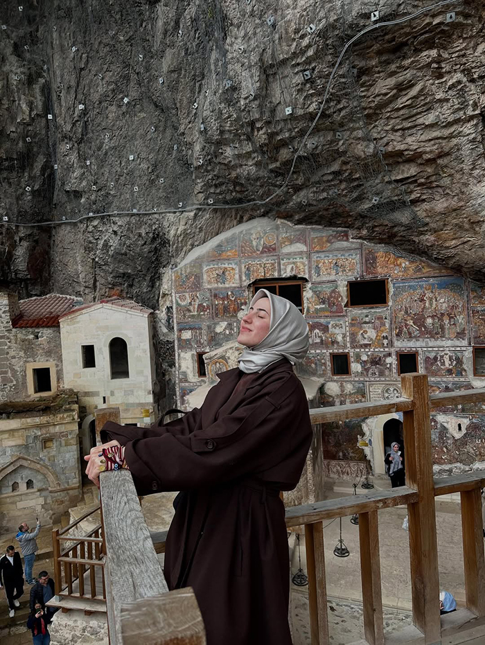 Nhà nguyện chính (Main Rock Church) tại tu viện sumela thổ nhĩ kỳ