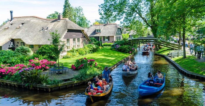 làng cổ Giethroon Hà Lan 
