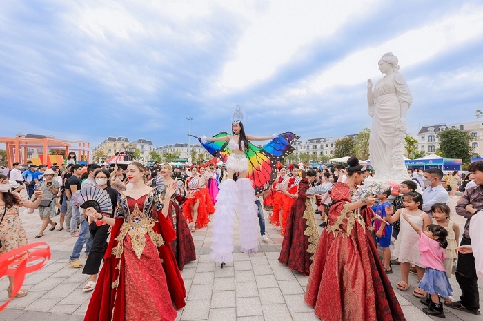 Tới Ocean Park 2 để hòa mình vào những vũ điệu sôi động khi du lịch Văn Giang Hưng Yên