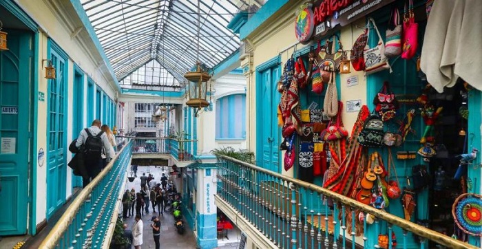 Từng là những con hẻm bị bỏ hoang, Pasaje Rodriguez và Pasaje Gomez ngày nay đã trở thành các địa điểm mua sắm hàng đầu Tijuana