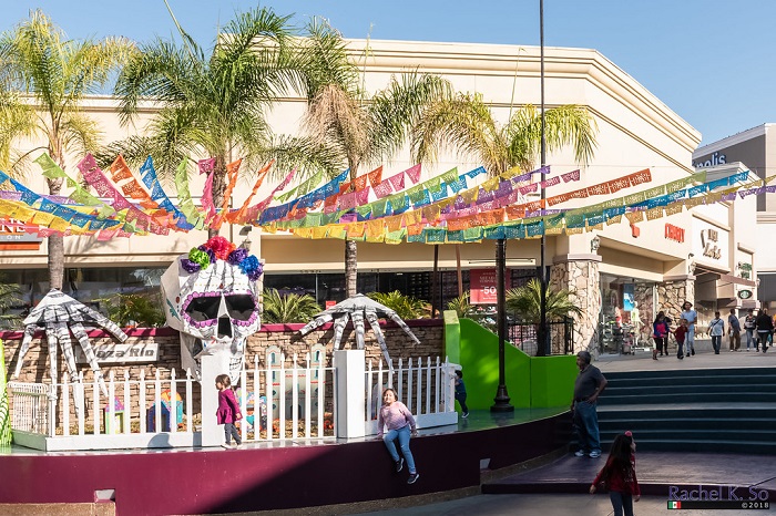 Nằm gần Trung tâm Văn hóa Tijuana, Plaza Rio là một trong những địa điểm mua sắm hàng đầu Tijuana