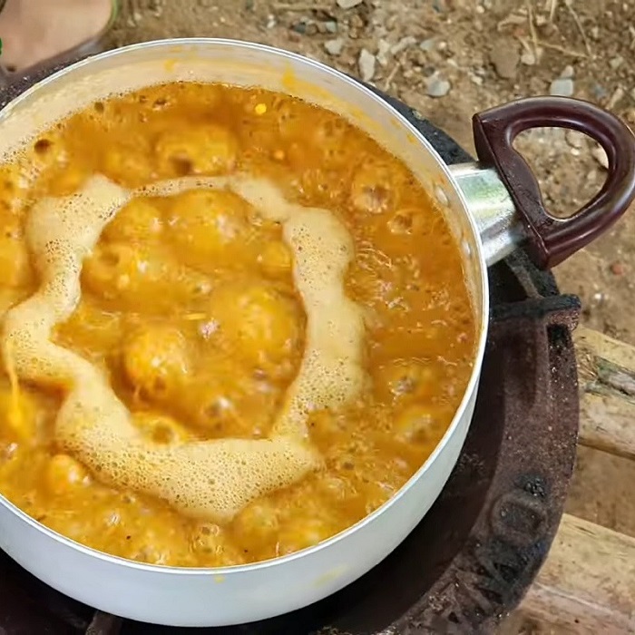 Chẻo là thứ nước chấm giúp tăng hương vị cho món gỏi cá nhệch Ninh Bình