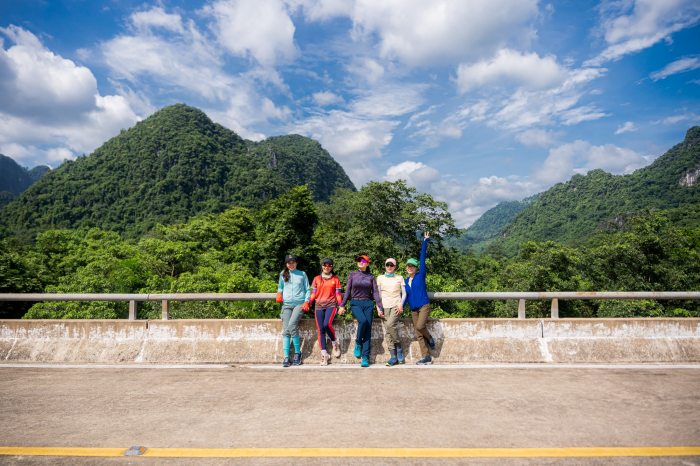 Cách di chuyển đến hang Trạ Ang