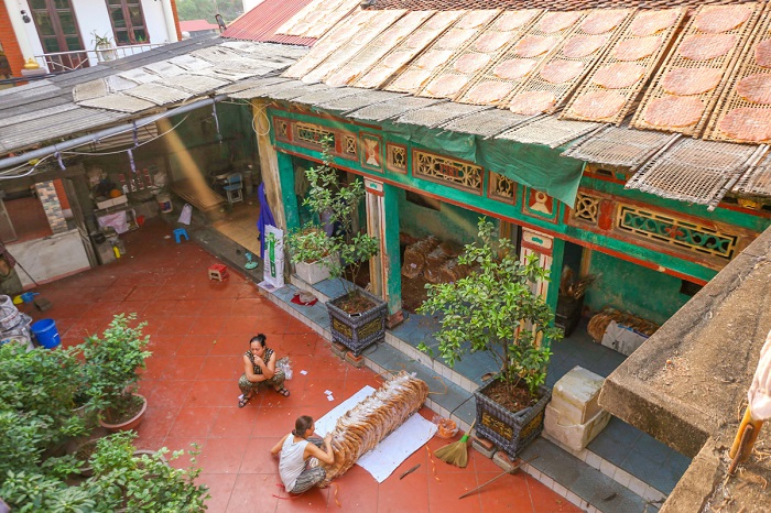 Nghề làm bánh đa giúp người dân làng Thổ Hà Bắc Giang có thu nhập ổn định