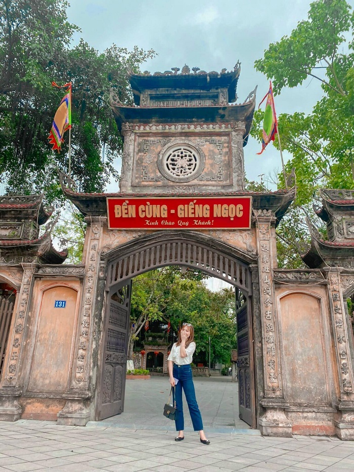 Đền Cùng Giếng Ngọc chỉ cách làng Thổ Hà Bắc Giang vài cây số