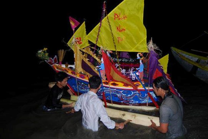 Lễ hội Miếu Bà Yên Phú Quảng Ngãi 