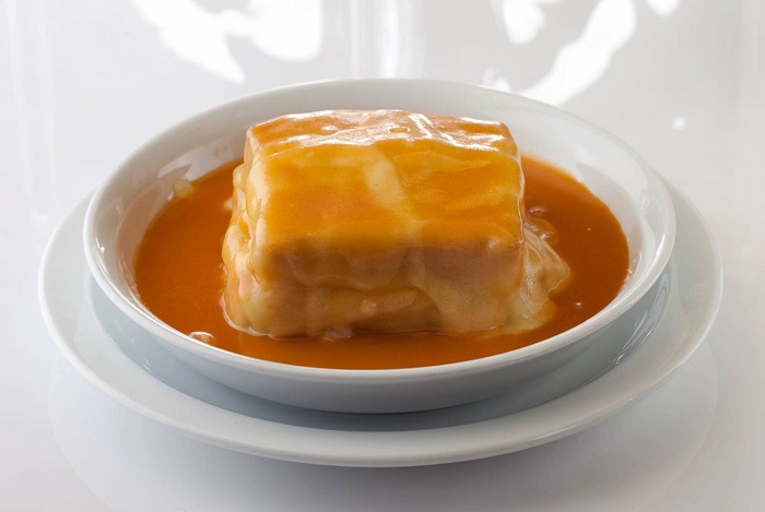 Ladob là một trong những món ăn độc đáo nhất Seychelles dành cho những du khách đam mê đồ ngọt