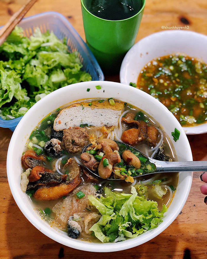 Quán bún cá ngon ở Hải phòng số 7 Lạch Tray