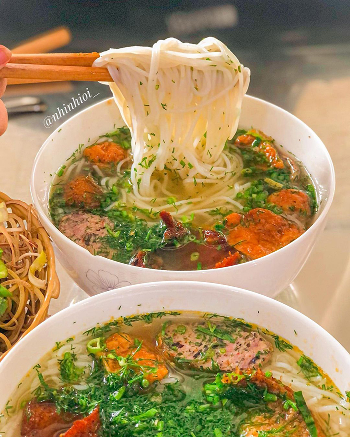 Quán bún cá cay ngon ở hải phòng - cô Hường - số 34 Nguyễn Công Trứ