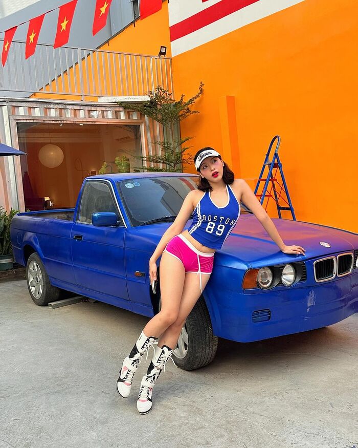 quán cà phê mới ở TP HCM sở hữu vibe mùa hè tươi tắn