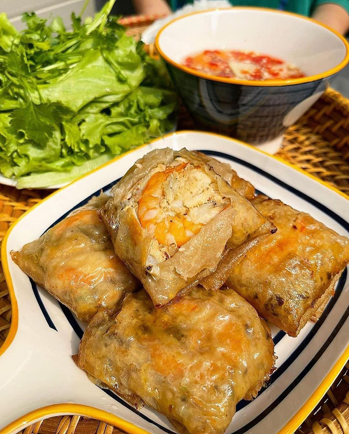 Quán nem cua bể ngon ở Hải Phòng - Bảo Khang