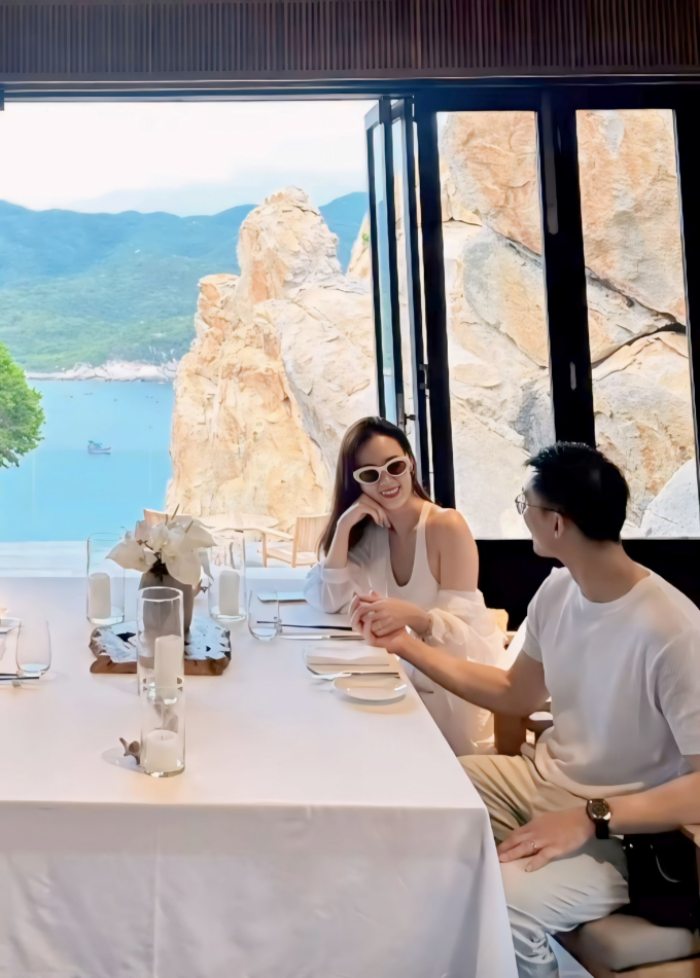 các sao Việt nghỉ hè