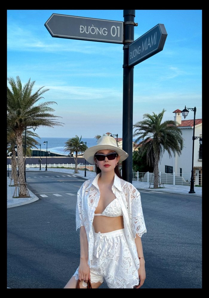 các sao Việt nghỉ hè