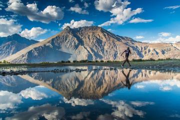 Du lịch Leh Ladakhn Ấn Độ và khám phá vẻ đẹp hùng vĩ của 'Tiểu Tây Tạng'
